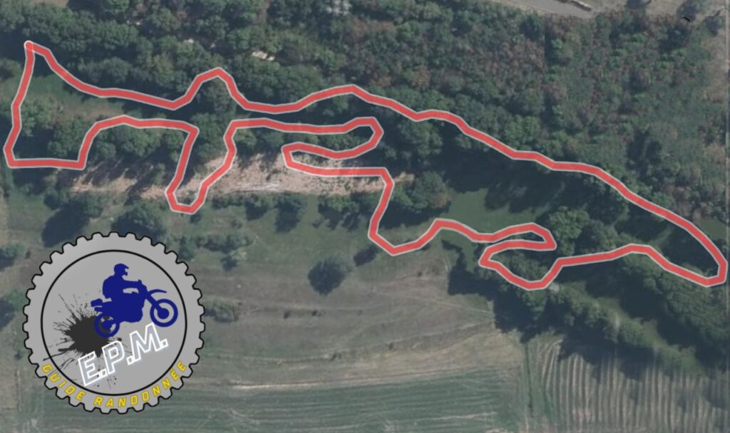 Terrain enduro privé petite montagne